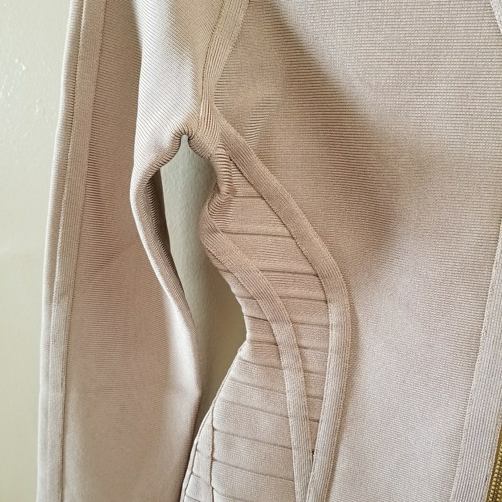 Nwot Authentic Herve Leger Conservative Dressy Bar - Picture 6 of 8